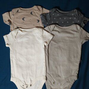 0-3M Lot of 4 Bodysuits Cloud Island – Earth Tones and Moon/Star Design